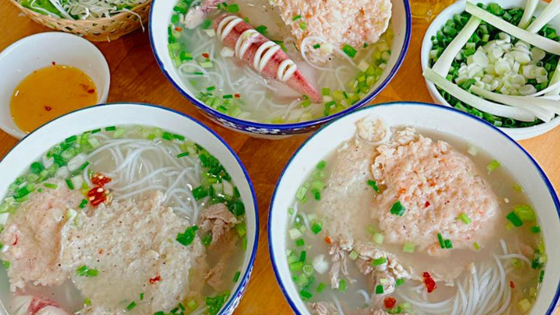 Bún quậy (ブン・クアイ)